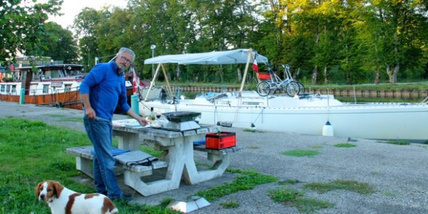 Canal Champagne Bourgogne Halte